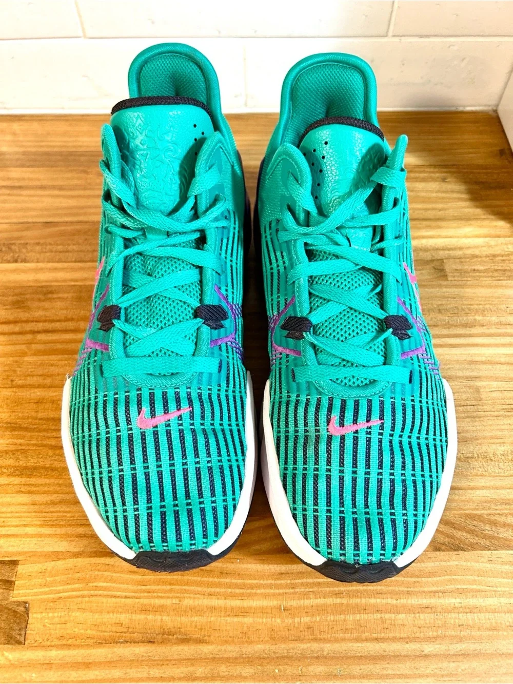 Nike Lebron Witness VI Clear Emerald/Wild Berry CZ4052-300 Men's Sneakers Sz 8.5